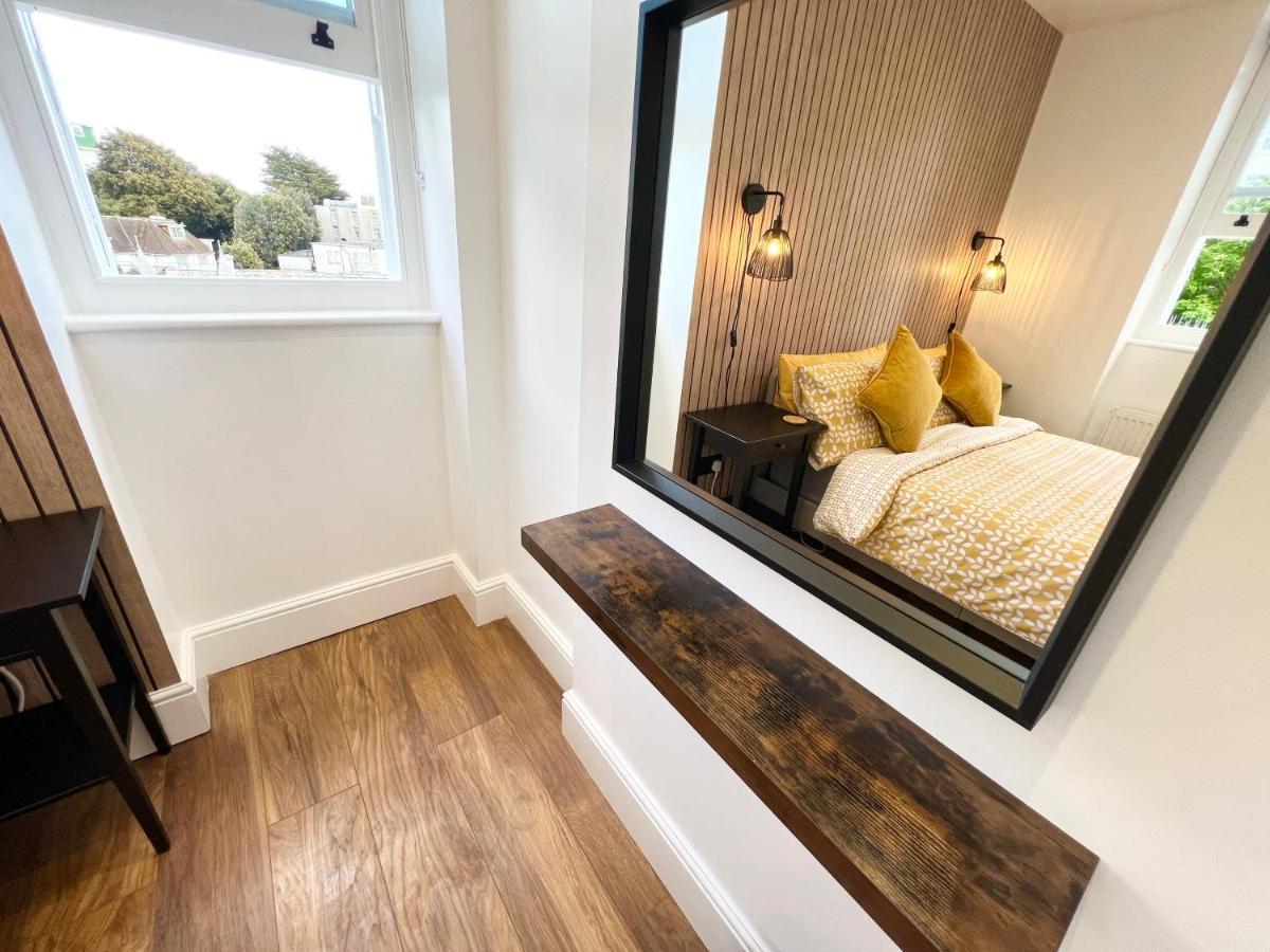 Lovely Apartment, One Minute From Bournemouth Beach And Town. エクステリア 写真